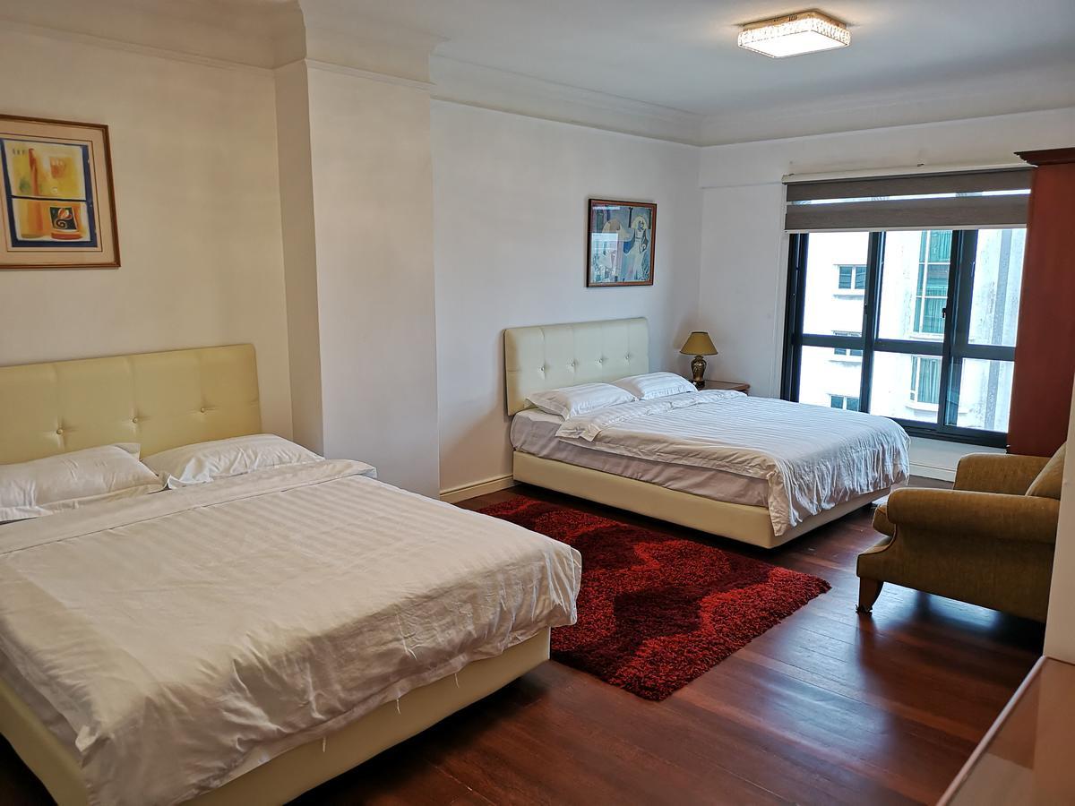 コタキナバル Marina Court Luxury Penthouseアパートホテル エクステリア 写真
