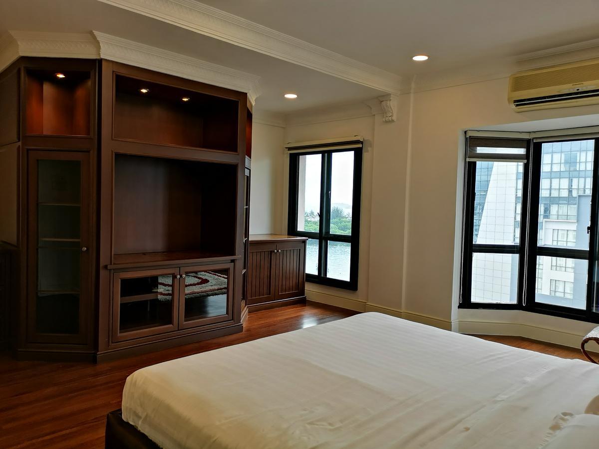 コタキナバル Marina Court Luxury Penthouseアパートホテル エクステリア 写真