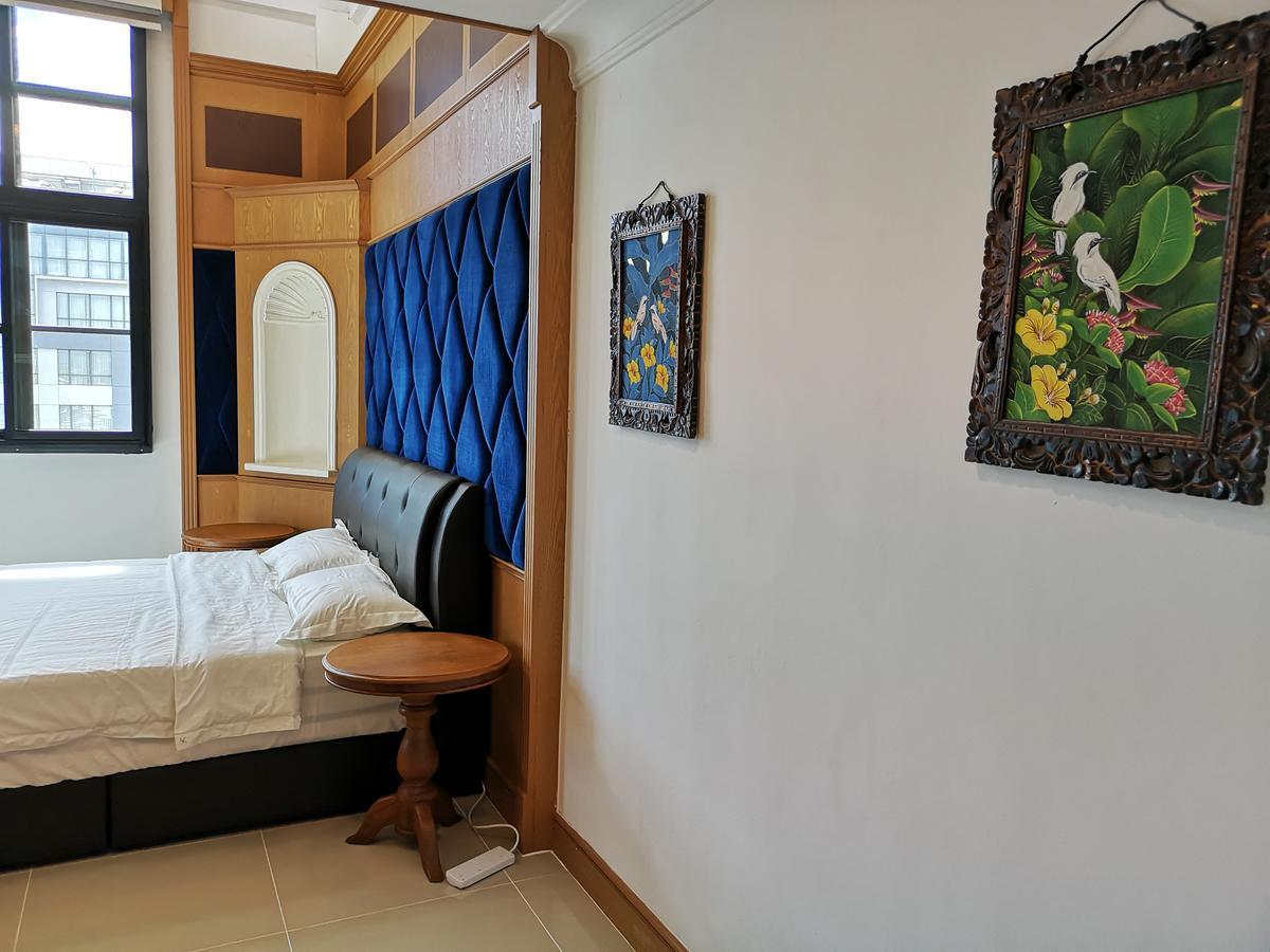 コタキナバル Marina Court Luxury Penthouseアパートホテル エクステリア 写真