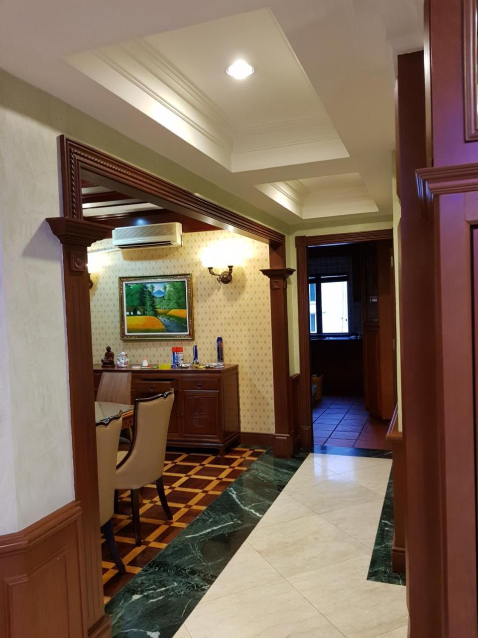 コタキナバル Marina Court Luxury Penthouseアパートホテル エクステリア 写真